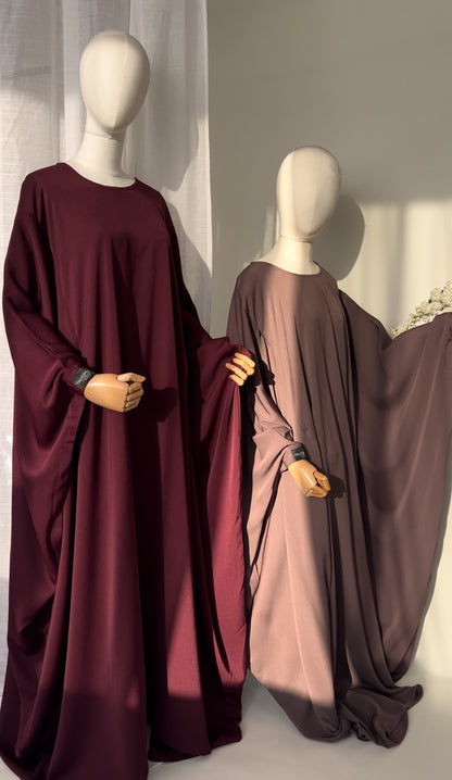 Abaya Wassila Saoudienne – tissu Zoom prenium